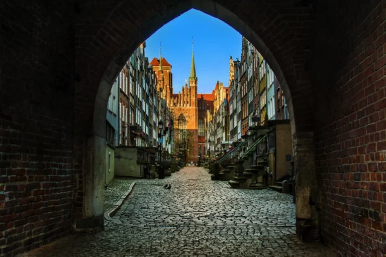 gdansk-05-DkdcDZPm(1)